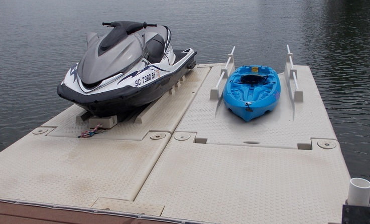 Kayak & Jet Ski On Drive on floating docks
