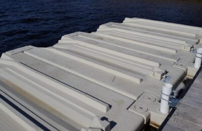 Double Link Pipe Holder Kit with Multiple Jet Ski Docks